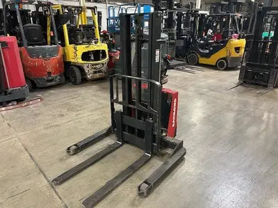 Used 2012 RAYMOND RAS25 Stackers Illinois US | Somerset Equipment Sales #1542989