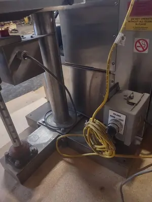 Speedee BR-234 Volumetric Filler with Foot pedal and eye operation.