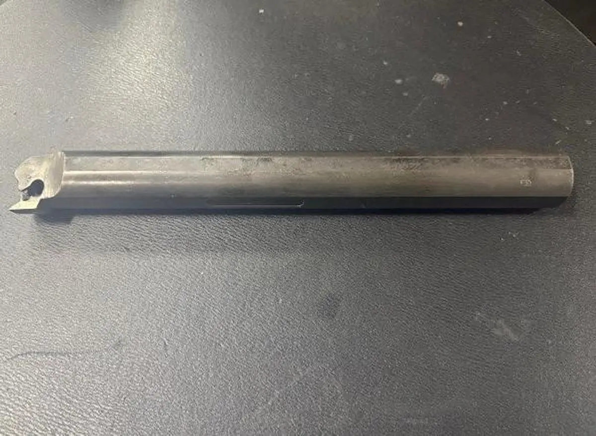USED KENNAMETAL B 31-12 1.375" DIAMETER BORING BAR