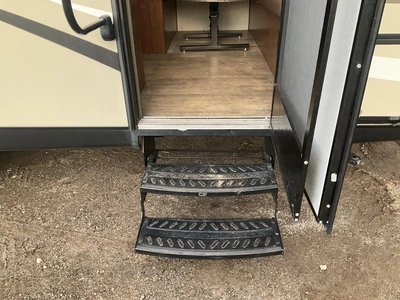 Used 2017 COACHMAN FREEDOM EXPRESS 22TSX- 1SL Campers, Caravans, Motorhomes Michigan US | Miedema Asset Management Group #1370131