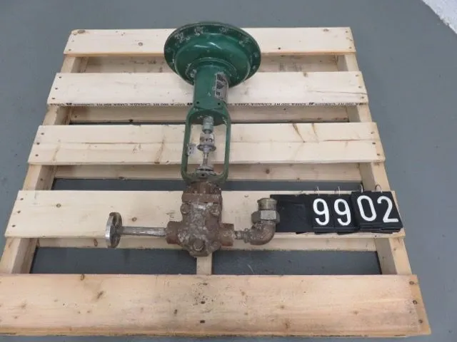 Fisher control valve type EZ, size 1", material 316ss