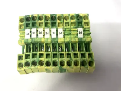 USED WAGO GROUND TERMINAL BLOCK 2-CONDUCTOR LOT OF 11
