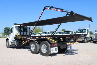 New | in-Stock 2027 PETERBILT 548 Rolloff Trucks Texas US | Roll Off Truck World #1492014