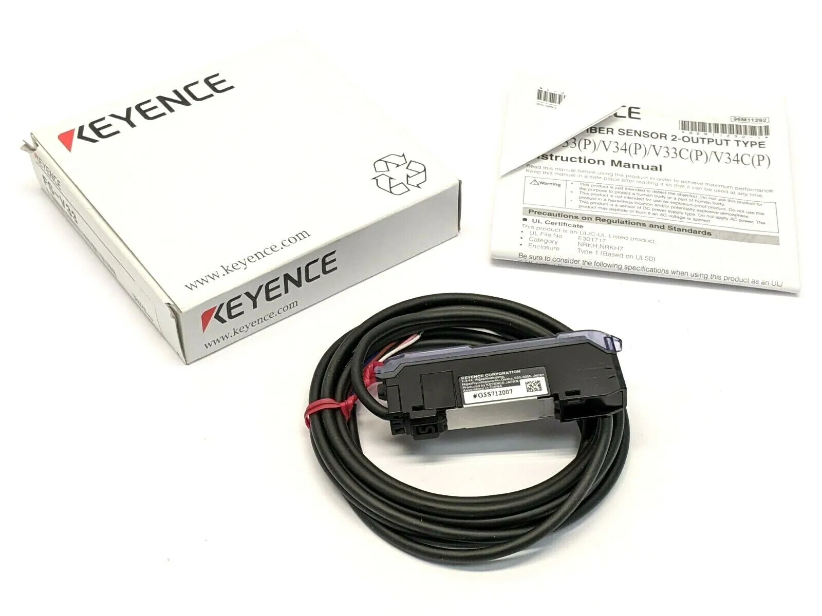 FS-V33 | Keyence  Fiber Amplifier Main Unit NPN - New