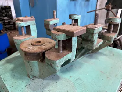 STRIPPIT MODEL 30/30 PUNCH TOOLING & HOLDERS: STOCK #15900