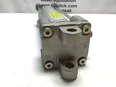 USED SMC 🔧 SMC 46SD30-200 PNEUMATIC CYLINDER
📏 MODEL: 46SD30-200
💨 MAXIMUM PRESSURE: 1.0 MPA (145 PSI)