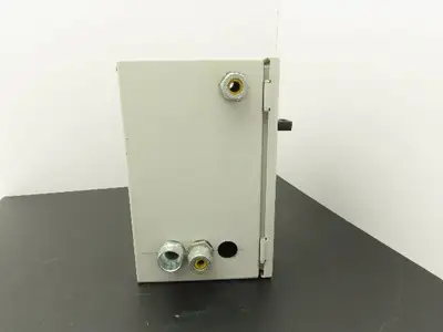 Allen Bradley 103H-NX2D Reversing Motor Starter Enclosed Disconnect 140M-C2E-C10