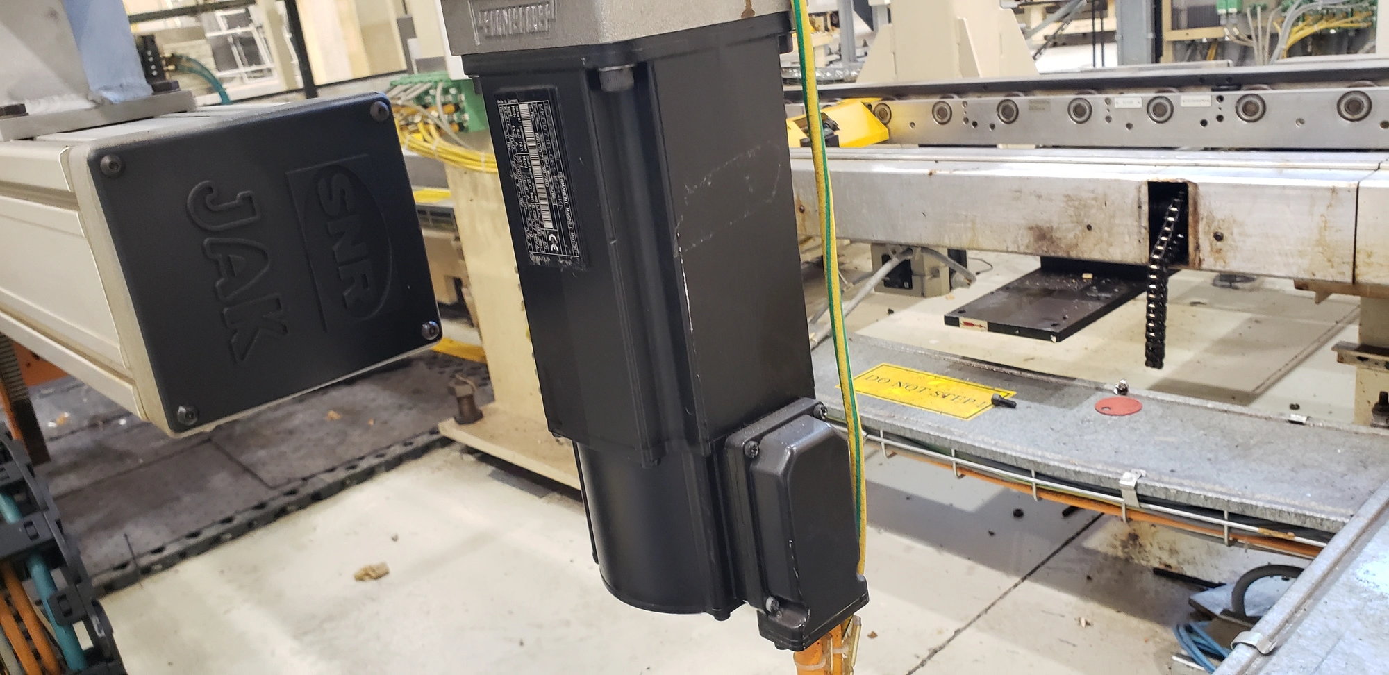 Rexroth Indramat MKD071B-061-KG1-KN Permanent Magnet Synchronous