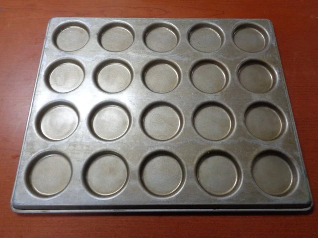 Used CHICAGO METALLIC _UNKNOWN_ Pans California US | BakeryEquipment.com #1554210