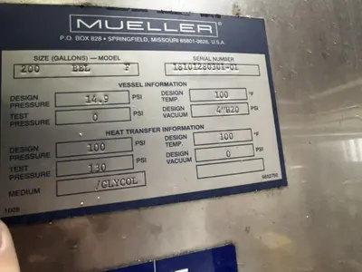 USED 2010 MUELLER 8,300 GALLON