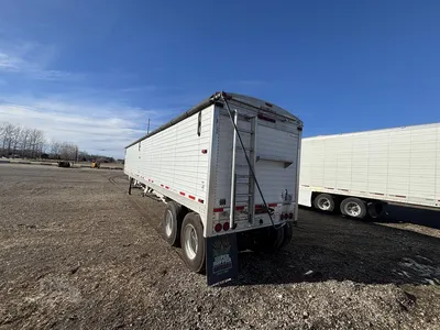 Used 2020 TIMPTE 42-foot Hopper Bottom Grain Hopper Trailers Iowa US | Wind River Equipment Finance LLC #1557938