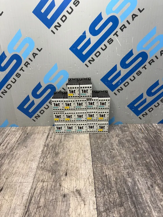 Used SIEMENS 3RH1140-1BB40 Misc Electrical & Power Parts South Carolina US | ESS Industrial Equipment Sales #371236