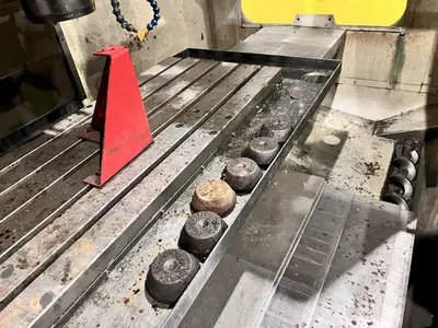 HAAS VF-4 VERTICAL MACHINING CENTER: STOCK #21101