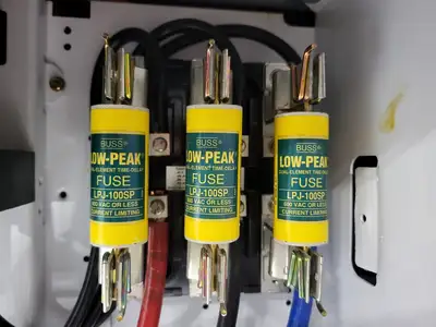 USED SQUARE D MODEL 6