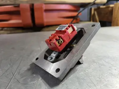 NEW CROUSE-HINDS DSD936 SA