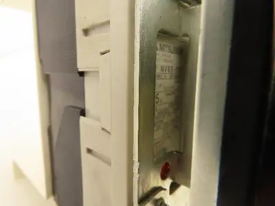 Mitsubishi Electric NV83-CW Circuit Breaker Disconnect Switch 15A 3 Pole