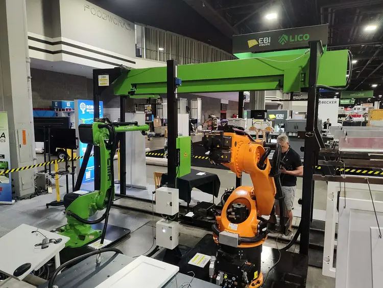 Used 2025 CMA ROBOTICS INVERTED SHUTTLE SPRAY SYSTEM Spray Machines Indiana US | Machine Solutions, LLC #1714717