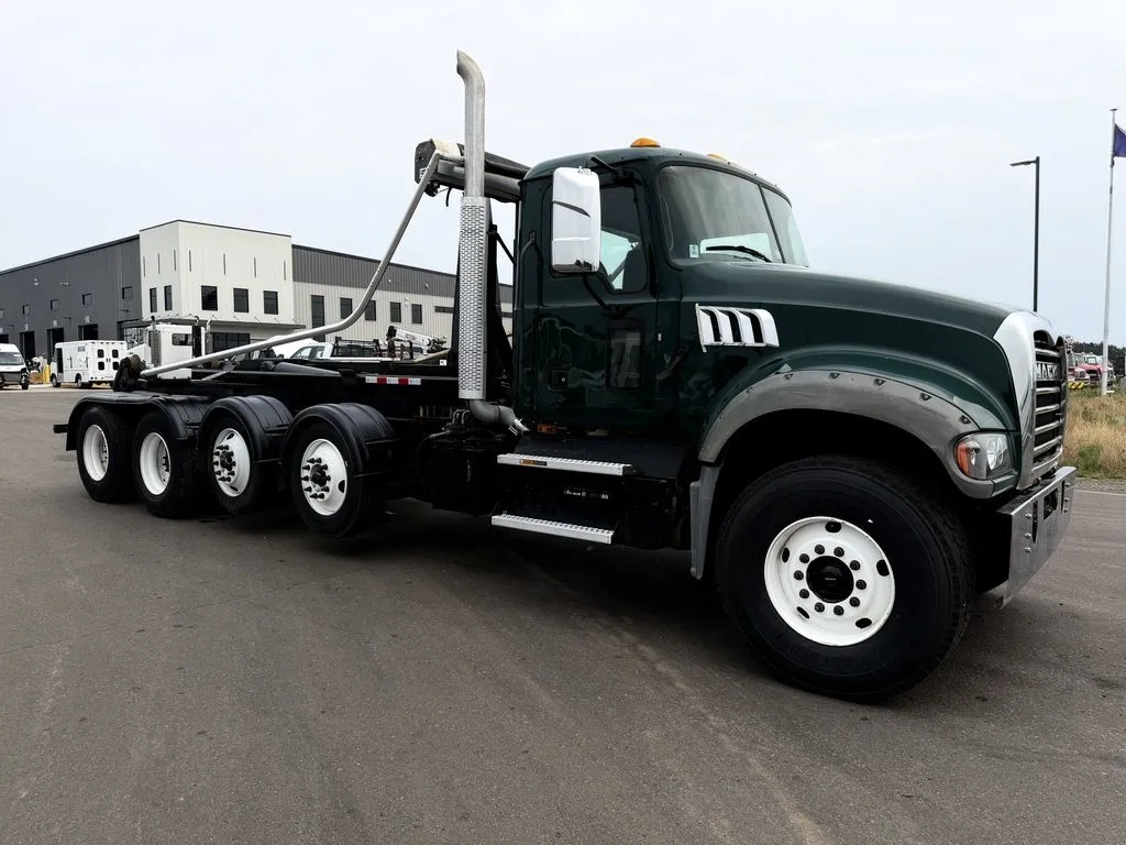 Used 2022 MACK GRANITE Hooklifts & Roll-Offs Minnesota US | Carco Truck & Equipment #1513890