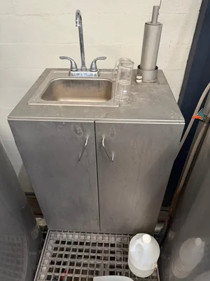 Used _UNKNOWN_ _UNKNOWN_ Brewing Equipment Indiana US | Brewhouse Equipment Group #1355069