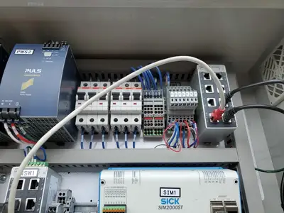 USED SICK SIC2000-9420T00S06 MSC-SIM COMBO 40A CONTROL CABINET