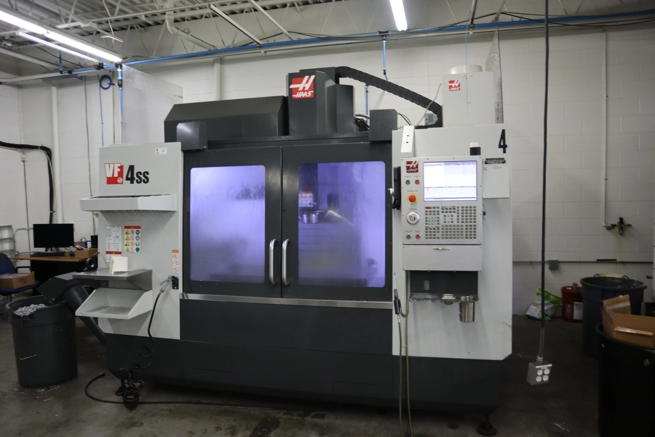 Used HAAS VF-4SS Vertical Machining Centers Minnesota US | Machinesused.com #1368651