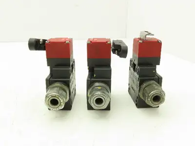 Omron D4NS-6DF Safety-Door Switch IP67 Lot of 3