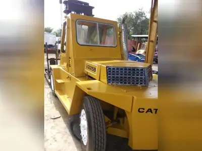 Used CATERPILLAR V225B FORKLIFT Internal Combustion Forklifts: Pneumatic Tire Florida US | USA Transequipment #1542624
