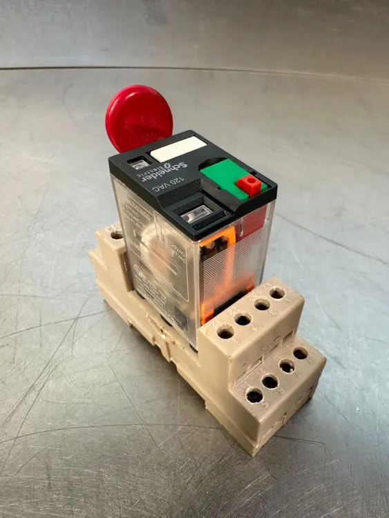 Used Schneider _UNKNOWN_ Relays & Switches South Carolina US | Palmetto Automation #1162825