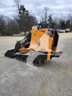 USED 2025 TIGER CLAW TC3000T