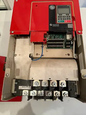 USED YASKAWA CIMR-AU4A0072AAA