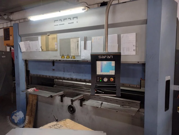 Used 2004 SAFAN E-BRAKE 65-2550 TS1 Press Brakes | F.M.T. Group s.r.o. #1252963