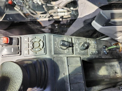Used 2022 VOLVO ECR355EL Crawler Excavators | Abele Tractor #1342881