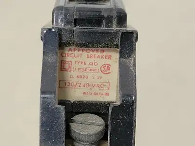 USED SQUARE D QO120