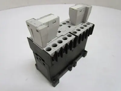 Siemens 3TD2000-1BB4 3tX4490-3A Contactor 9 Amp 3 Pole Reversing 24VDC Coil