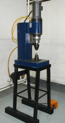 USED 2000 Taumel T-501