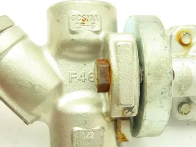 TLV L32 Thermostatic Steam Trap 1/2" NPT F46 Quick Trap Connector Stainless