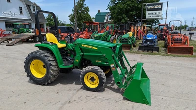 USED 2011 JOHN DEERE 3038E