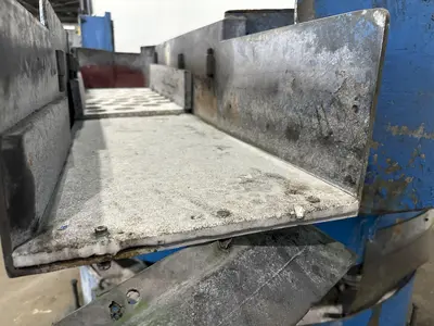 12 C.U. F.T  VL/RAMPE SB-12-CWC VIBRATORY FINISHER. STOCK # 0151824.