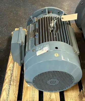 New | in-Stock ABB M2QA225S4 Industrial Controls Ohio US | Surplus Asset Holdings #1399692