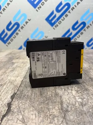 USED IFM AC002S