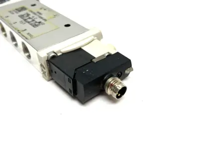 USED FESTO SOLENOID VALVE, PISTON GATE 5/3 CLOSED, 556501