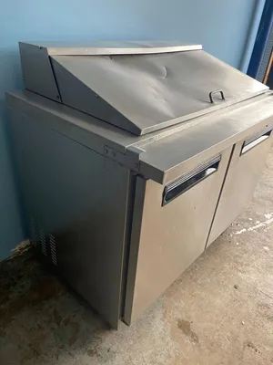 75-0333 Maxx Cold 48'' Self Contained Megatop Sandwich Prep Cooler MXCR48M