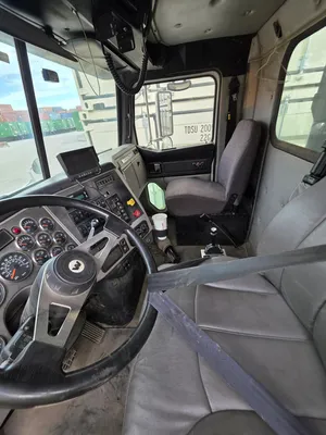 USED 2016 WESTERN STAR 4700 DUMP TRUCK