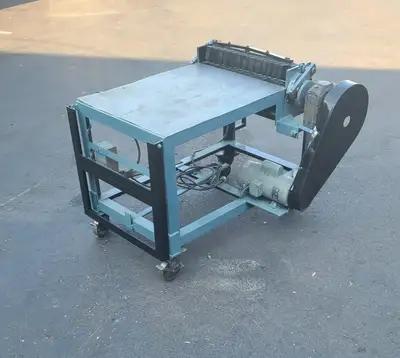 U14293 Engel Powered Cleat Bender