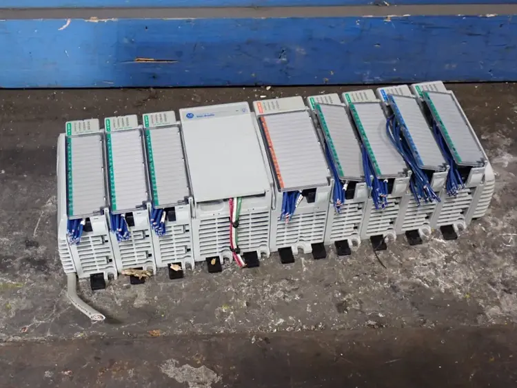 Used ALLEN BRADLEY 1769ECR PLC Chassis Ohio US | HGR 24 #801941