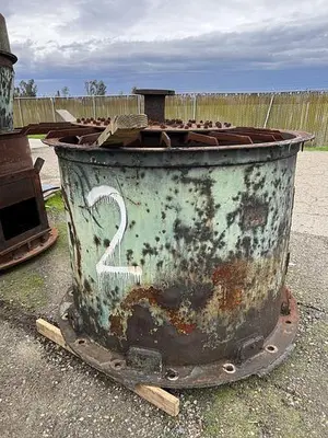 USED RAYMOND 5057