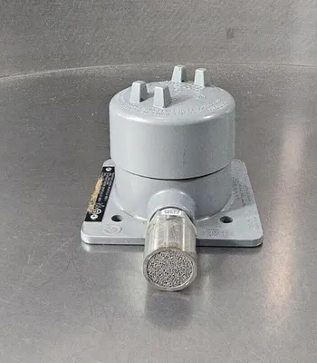 KILLARK SPI 17153A HAZARDOUS LOCATION SENSOR. 6D-11