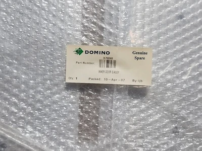NEW Domino 37698