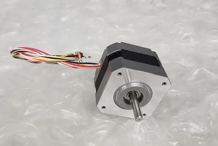NEW APPLIED MOTION HT17-068D