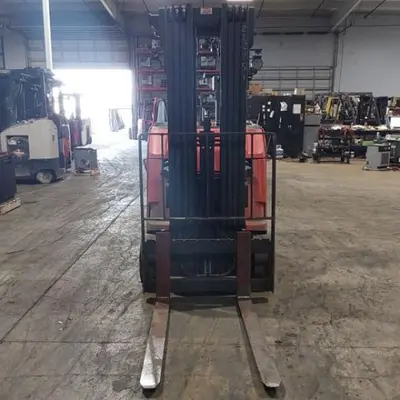 USED 2021 RAYMOND 425-C40QM
